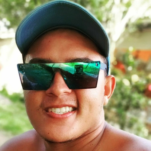 Luis Alvarado’s avatar