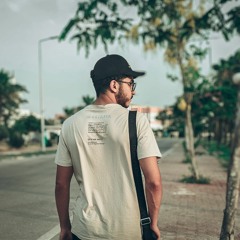 مُــؤمِــنٌ