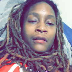 Nika B On Tha Trraaaxx Biiiihhhtch