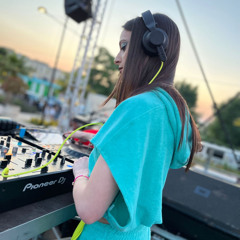 Dj Naomi95