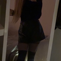 ⠀⠀ 𓁹