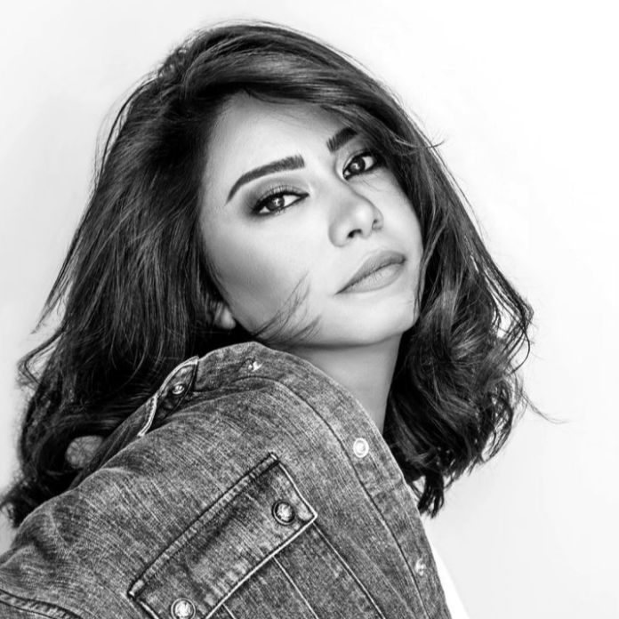 شيرين - بتمنى أنساك