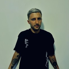 Simon Rivera //SRVR