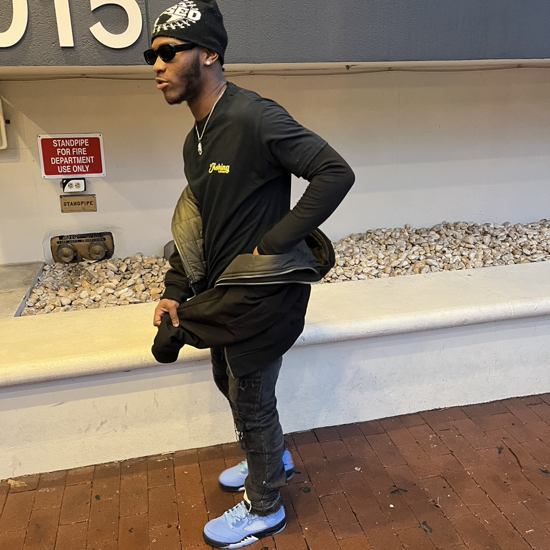 Stream MAJ2X(@maj2.x) music | Listen to songs, albums, playlists