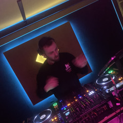DJ N-GIN