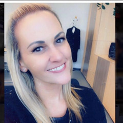 Dani S.