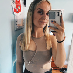Chloe Mcnamee