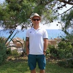 Илья Шкуров