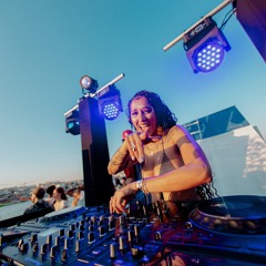 DJ LUX AYÓ
