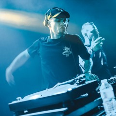 RedRuM [No_One_Like_Us]