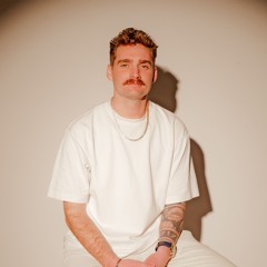 Liam Dever