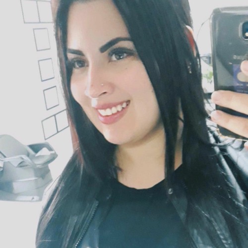 Camila Barroso’s avatar
