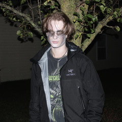 No Trace, Ryan Dennis