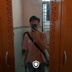 Trần Nguyễn Hồng Vinh