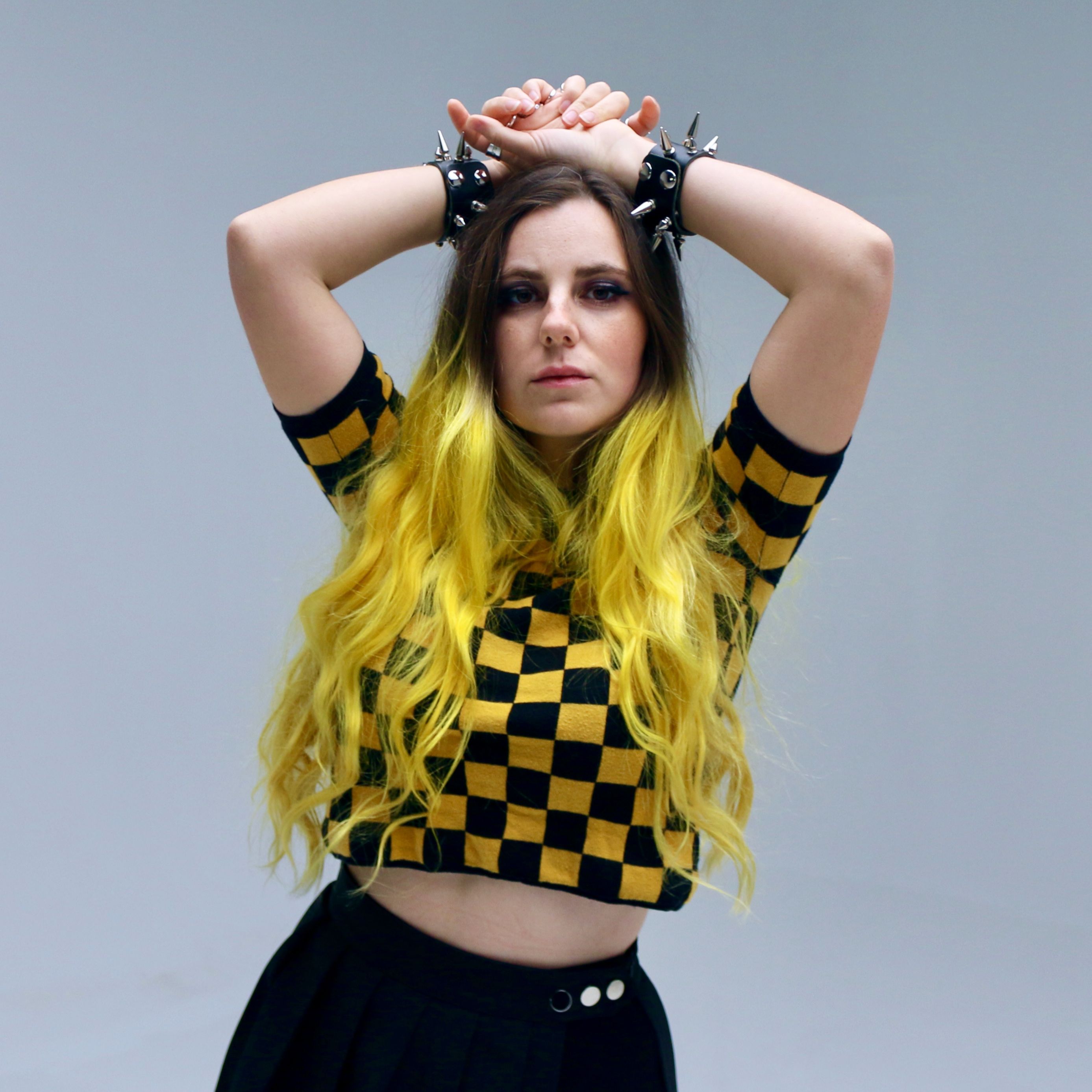 AViVA