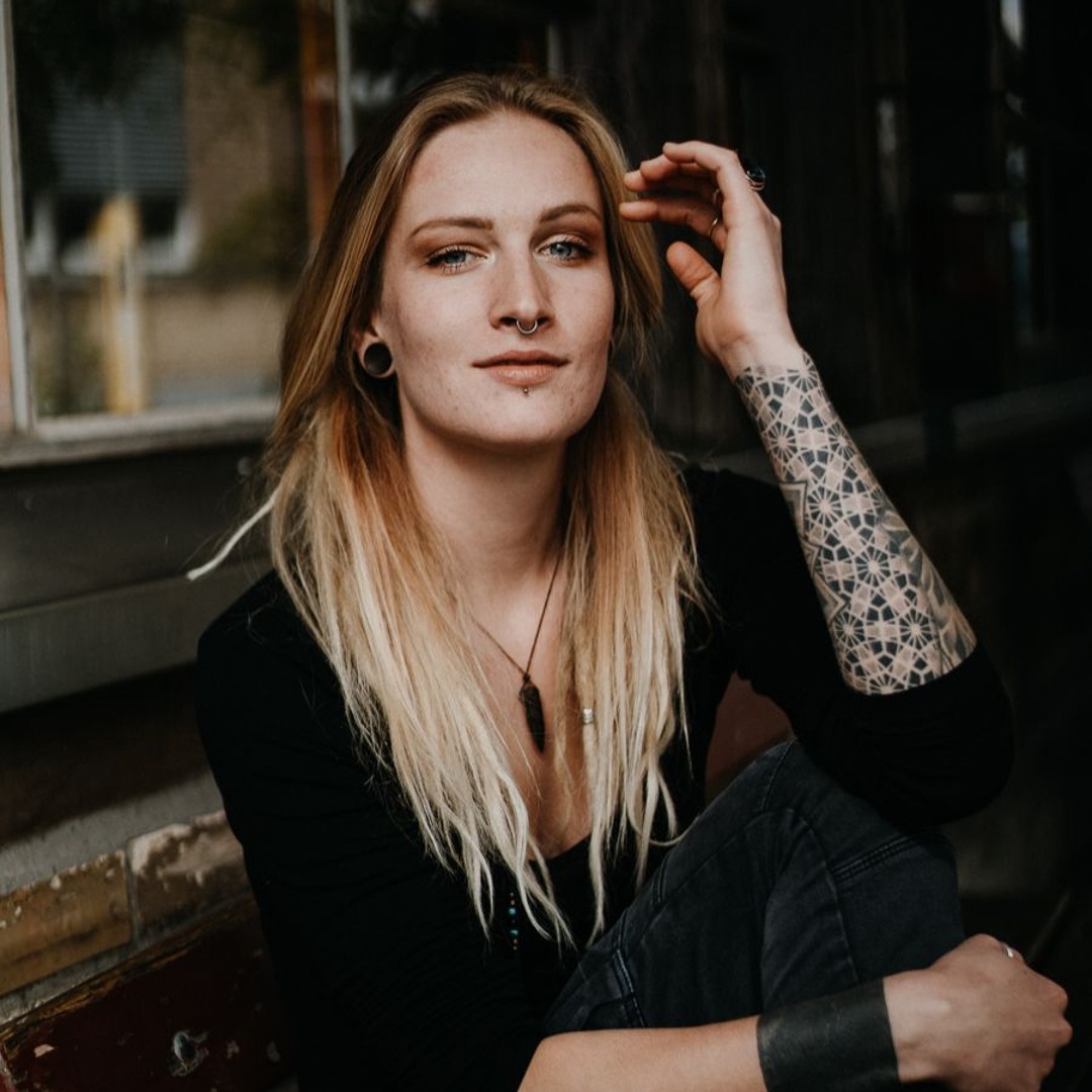 Stream ELIZA music | Listen to songs, albums, playlists for free