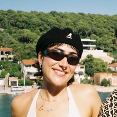 hollie