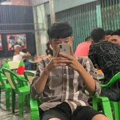 Đạt Eem