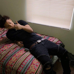 ￼ She keep throwing ass | made on the Rapchat app (prod. by 240SX)