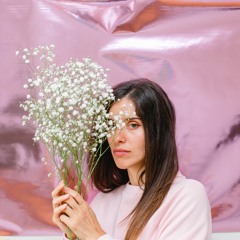 Nadine Carina