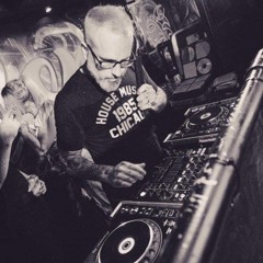 Matts 'Armed and extremely dangerous' mix