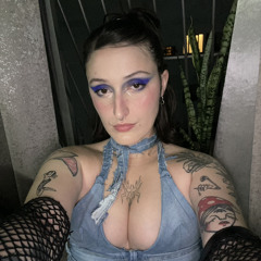 LUNA ROSS