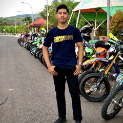 DAT STICK - RICH BRIAN SUNMORI CHECK!!! (CINEMATIC MOTOVLOG)
