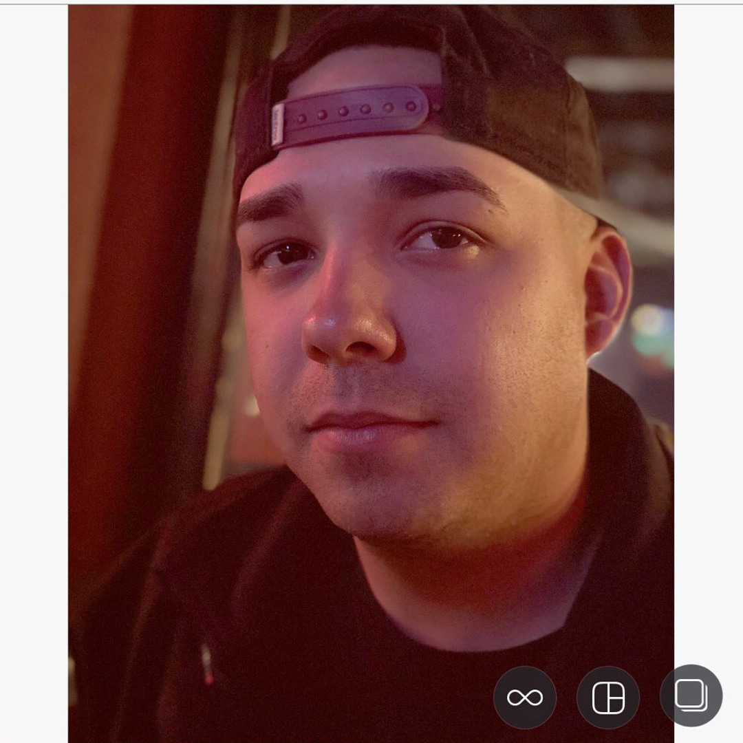 Stream Dee Official 16 music | Listen to songs, albums, playlists