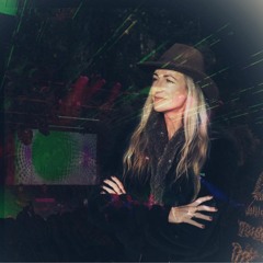 Stephanie Lisa Kelly