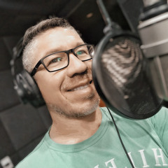 Deuglecio Lima - Locutor Publicitário