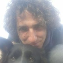 özgür Yücel