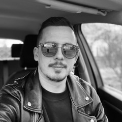 Aknai László