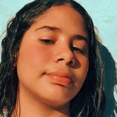 Nicoly_santos