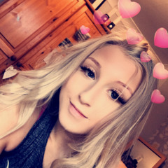 Kayleigh McClure