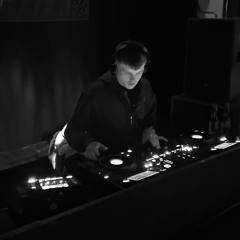 URBN.