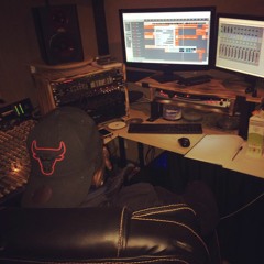 DJ T33J411