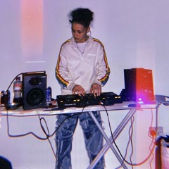 Laurennn.UK 🪩 LifeOfDParty🕺