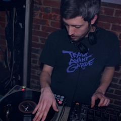 DJ mellowD