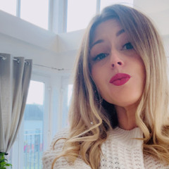 Hayley Foster 4