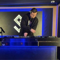 DJ OllieB