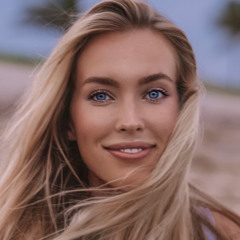 Nadya  Koltakova