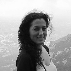 JULIA RUIZ MARTÍN