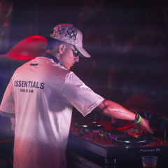 DJ TAVO BOLIVAR