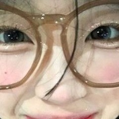 ⋆༺♱༻⋆。