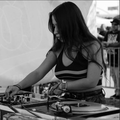 Dj Nina G