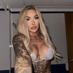Sarah Hunter 35