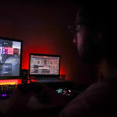 DJ ismail — artist photo