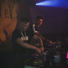 TØXX Liveact