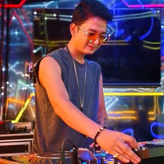 WaiYan / KF