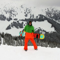 Человек В маске